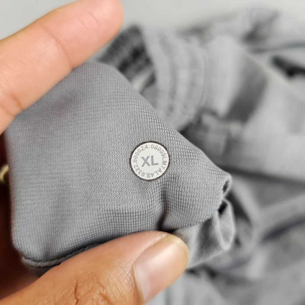 Lululemon Pace Breaker Shorts Linerless Mens Extra Large Gray 9